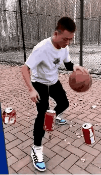 7dd42f11ly1gw5kjne0q7g205k09kb2d.gif